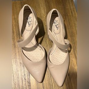 LifeStride Suki Pump